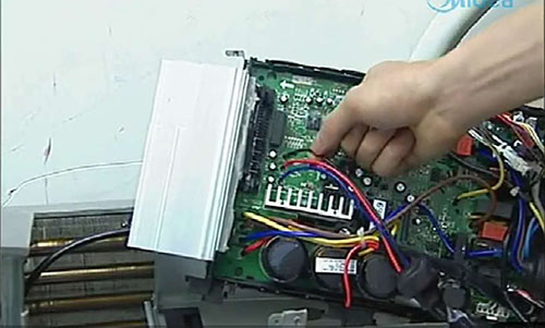 雁塔美的空调电话是多少